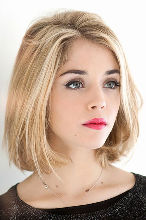 Photo of Alice Isaaz