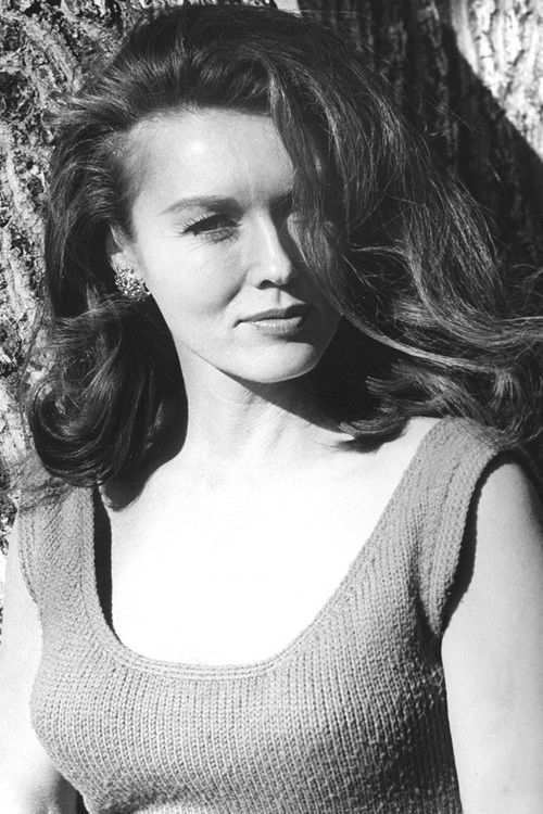 Photo of Elaine Devry