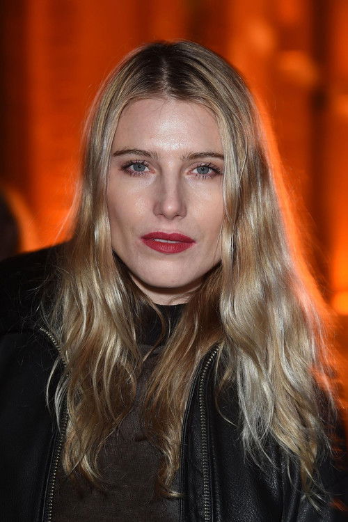 Photo of Dree Hemingway