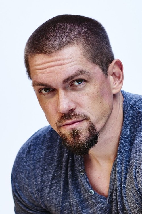 Photo of Steve Howey