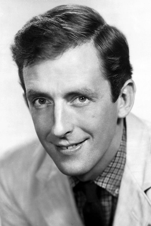 Photo of Fritz Weaver