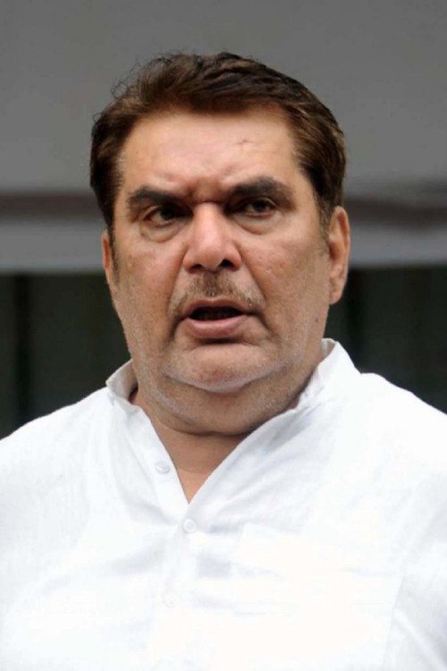 Photo of Raza Murad