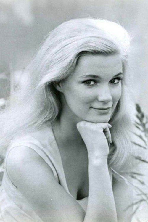 Photo of Yvette Mimieux