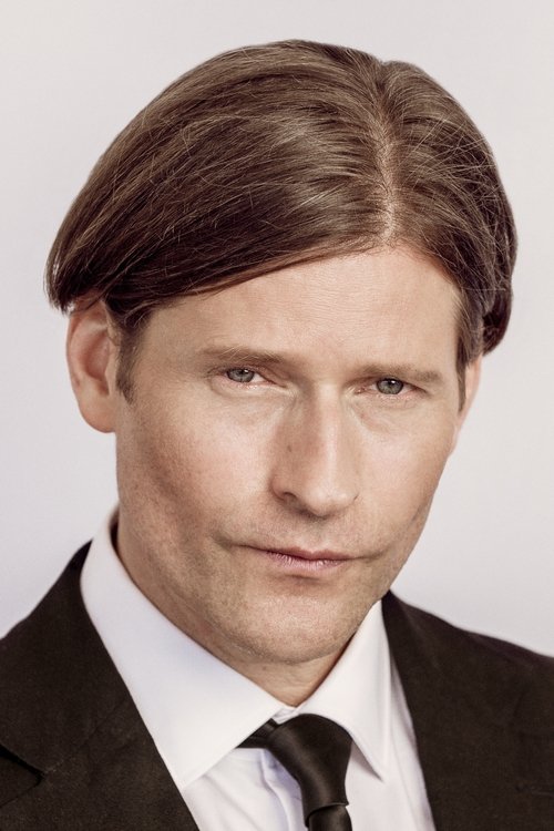 Photo of Crispin Glover