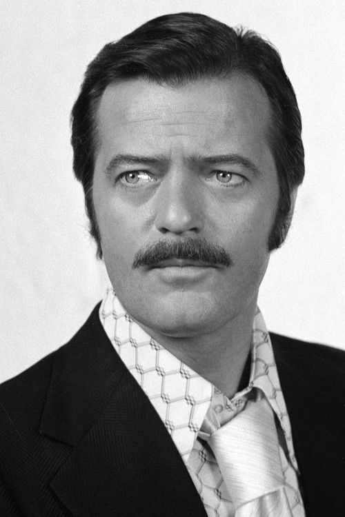 Photo of Robert Goulet