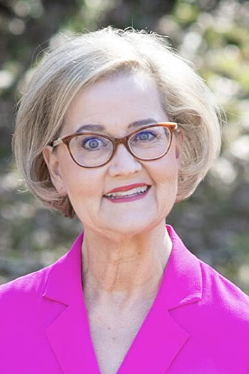 Photo of Julie Ann Doan