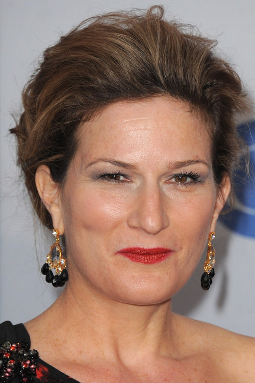 Photo of Ana Gasteyer