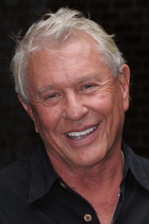 Photo of Tom Berenger