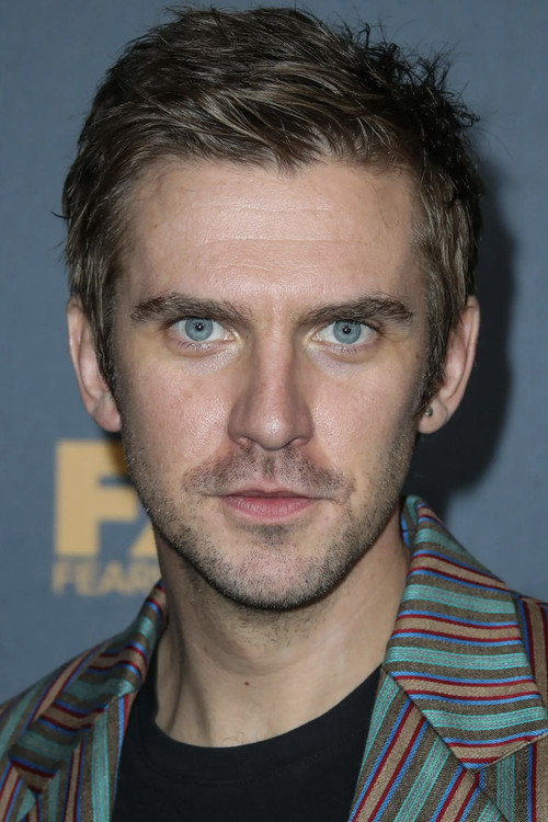 Photo of Dan Stevens