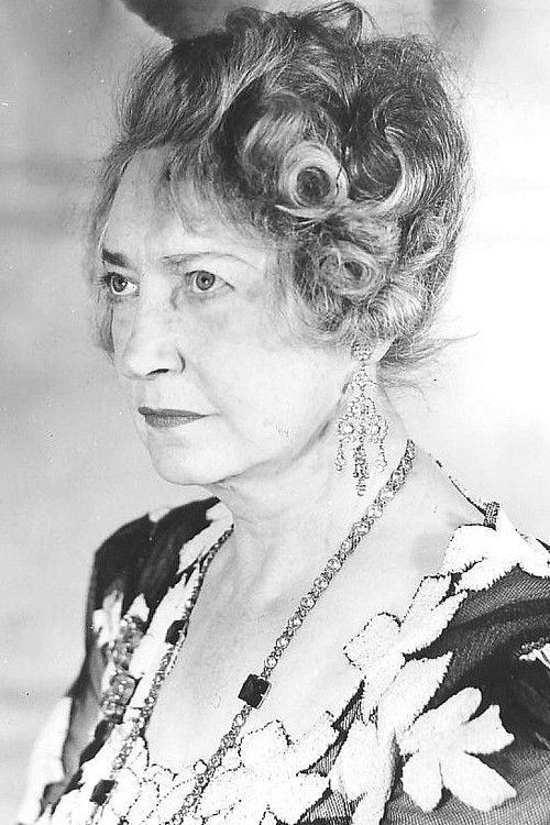 Photo of Georgia Caine