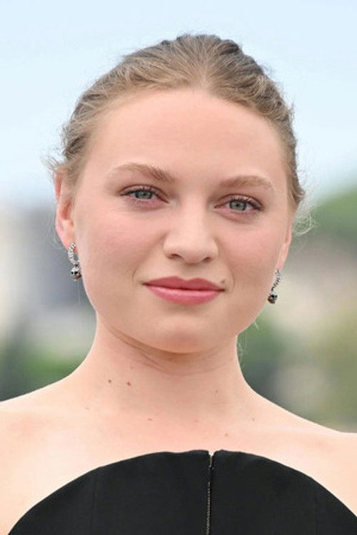 Photo of Mia Threapleton