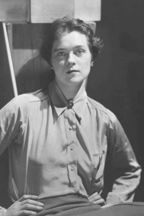 Photo of Eva Le Gallienne