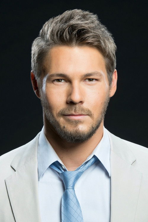 Photo of Scott Clifton