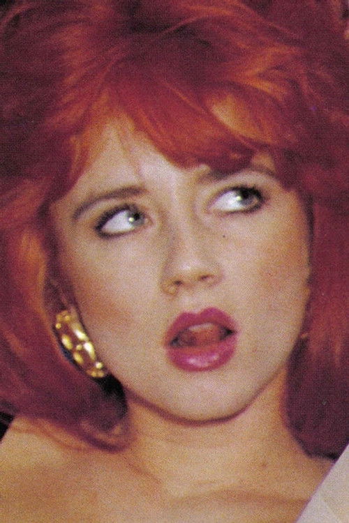 Photo of Samantha Wood