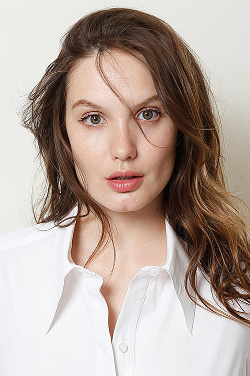 Photo of Ana Girardot