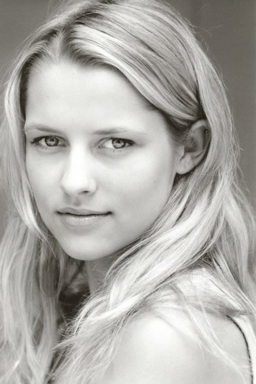 Photo of Teresa Palmer
