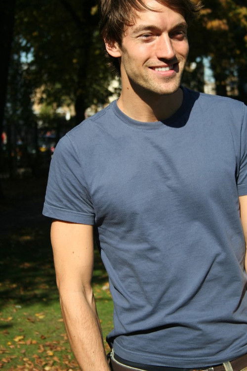 Photo of Tom Frederic