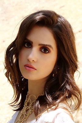 Photo of Laura Marano