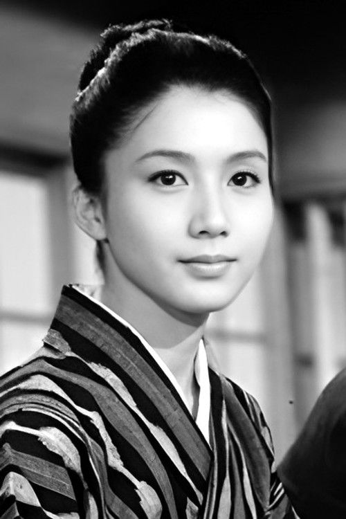 Photo of Shima Iwashita