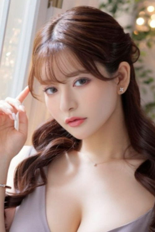 Photo of Hinata Marin