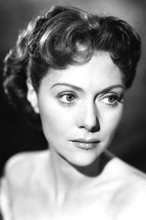 Photo of Renée Asherson