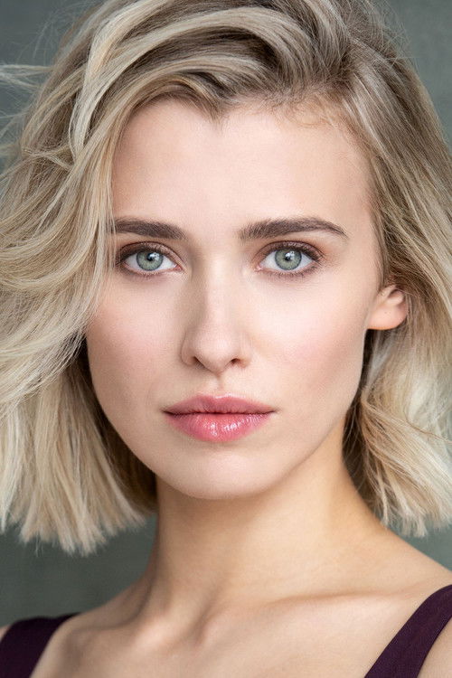 Photo of Genevieve DeGraves