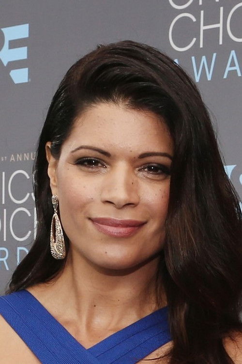 Photo of Andrea Navedo