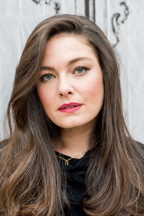 Photo of Alexa Davalos