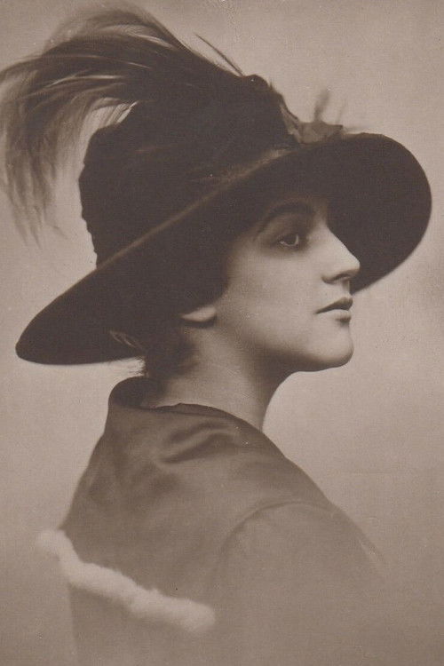 Photo of Ellen Richter
