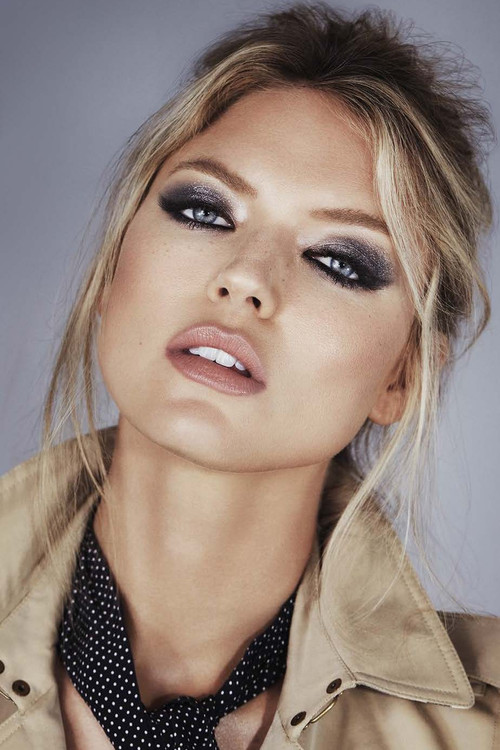 Photo of Martha Hunt