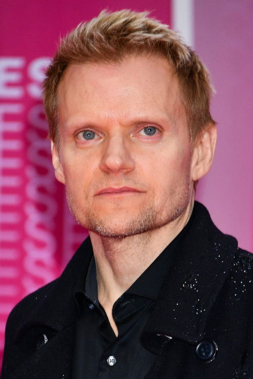 Photo of Marc Warren