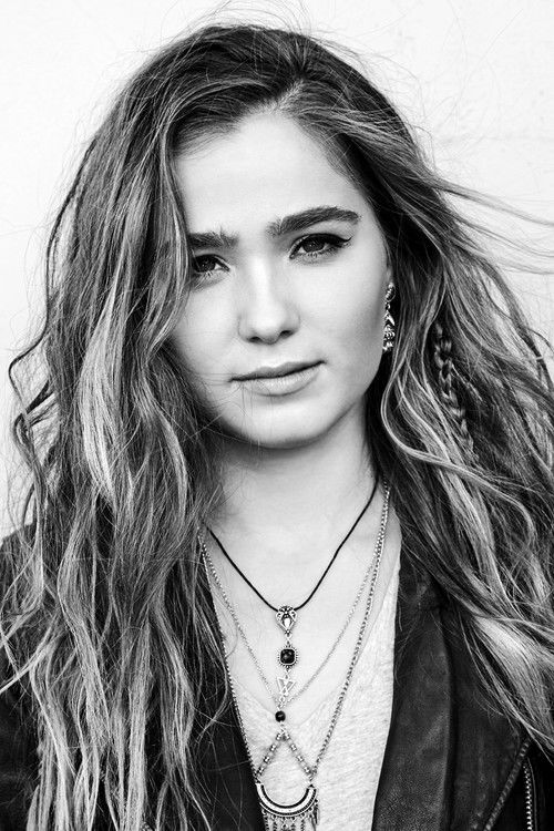 Photo of Haley Lu Richardson