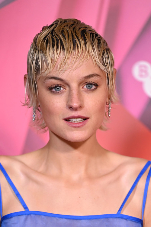 Photo of Emma Corrin