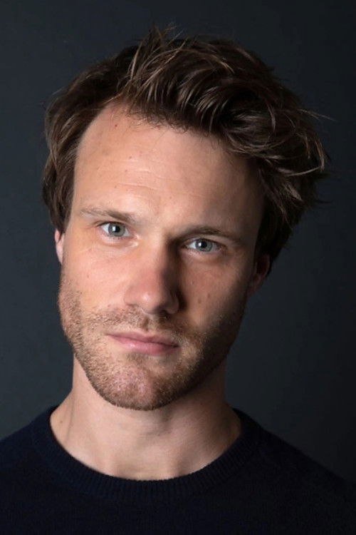 Photo of Hugh Skinner