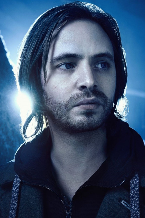 Photo of Aaron Stanford