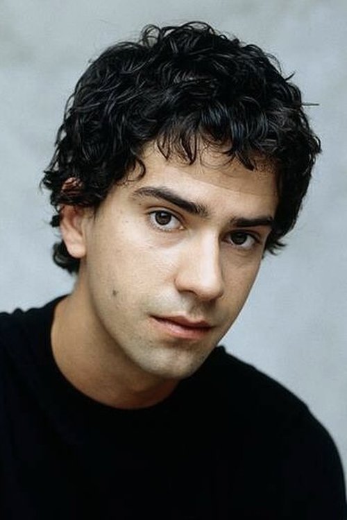 Photo of Hamish Linklater