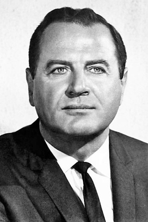 Photo of Brad Dexter