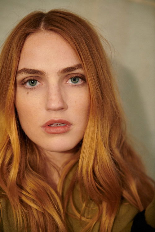 Photo of Lauren Caster