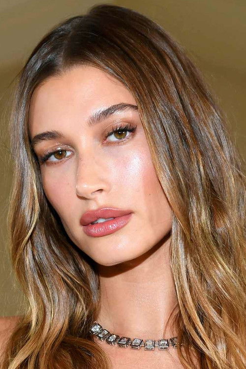 Photo of Hailey Bieber