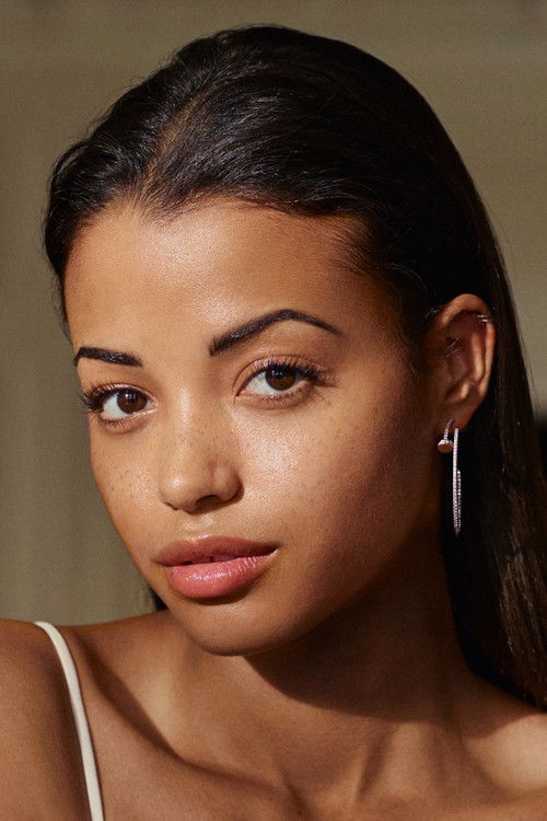 Photo of Ella Balinska