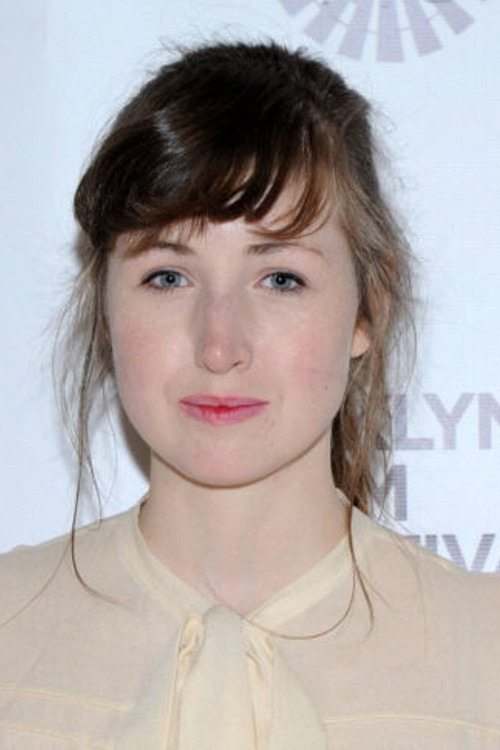 Photo of Kate Lyn Sheil