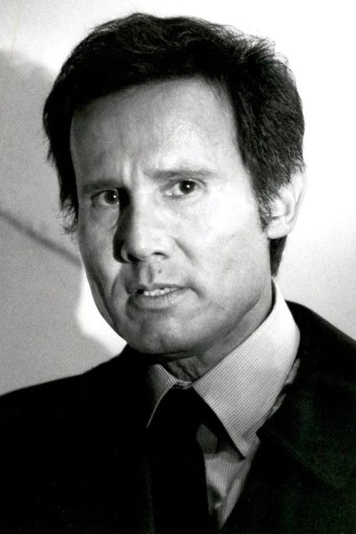 Photo of Henry Silva