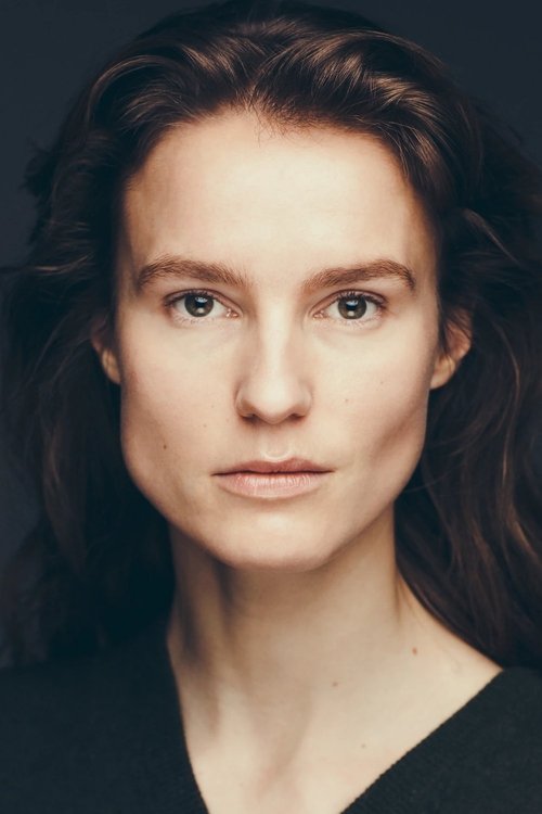 Photo of Amanda Collin