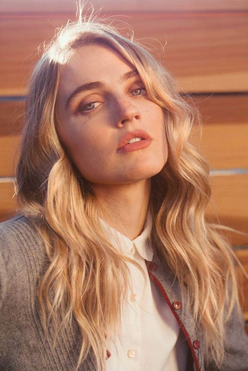 Photo of Lauren Caster