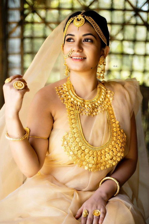 Photo of Mondira Chakroborty