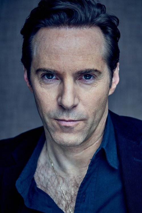 Photo of Alessandro Nivola