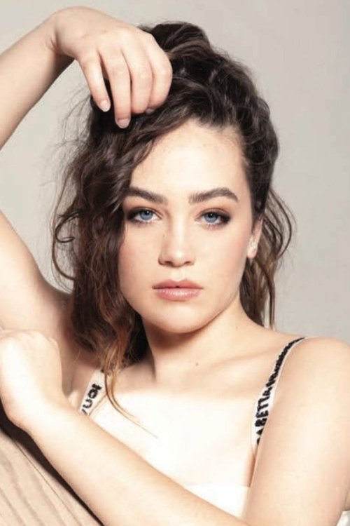 Photo of Mary Mouser