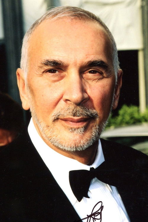 Photo of Frank Langella