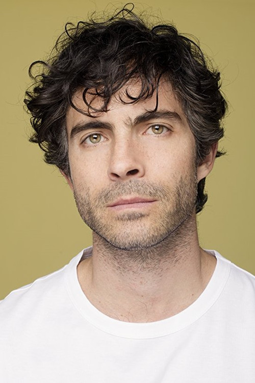 Photo of Osvaldo Benavides