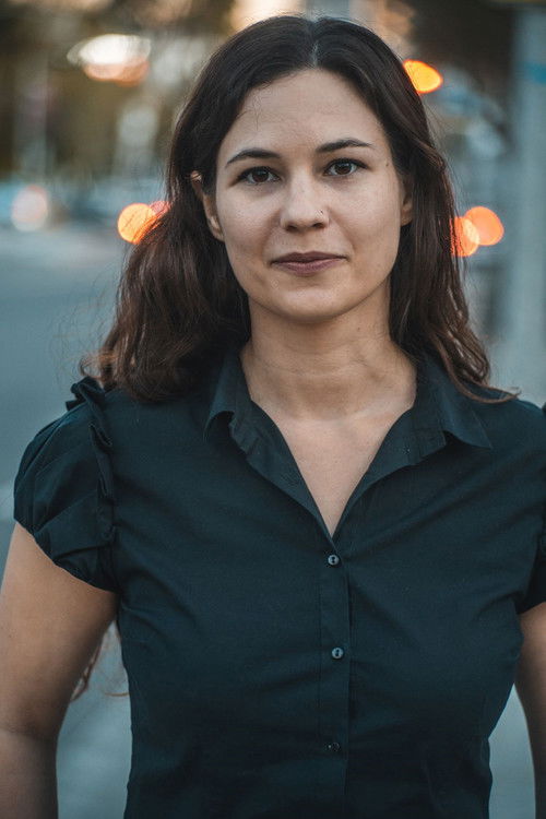 Photo of Courtney Hope Thérond